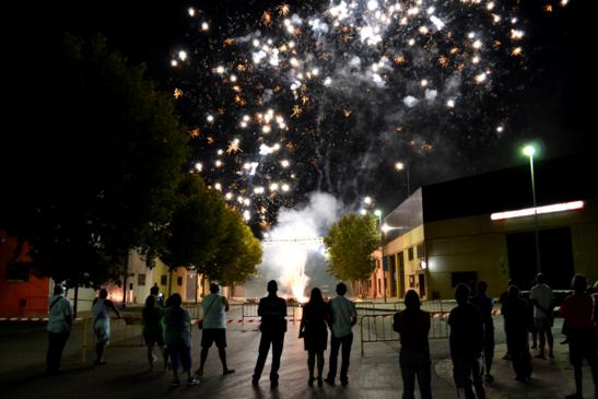 El cielo del Barrio del Cristo de Aldaia despidió las Fiestas 2012